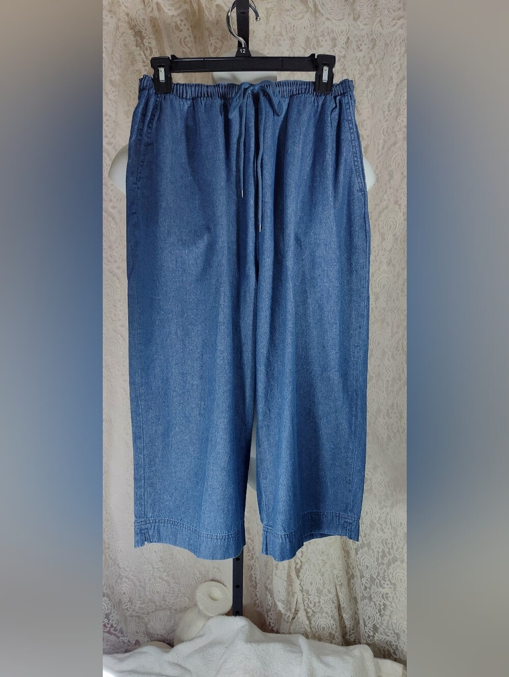 Coral Bay Blue Elastic Waist Pull On Denim Chambray Capris